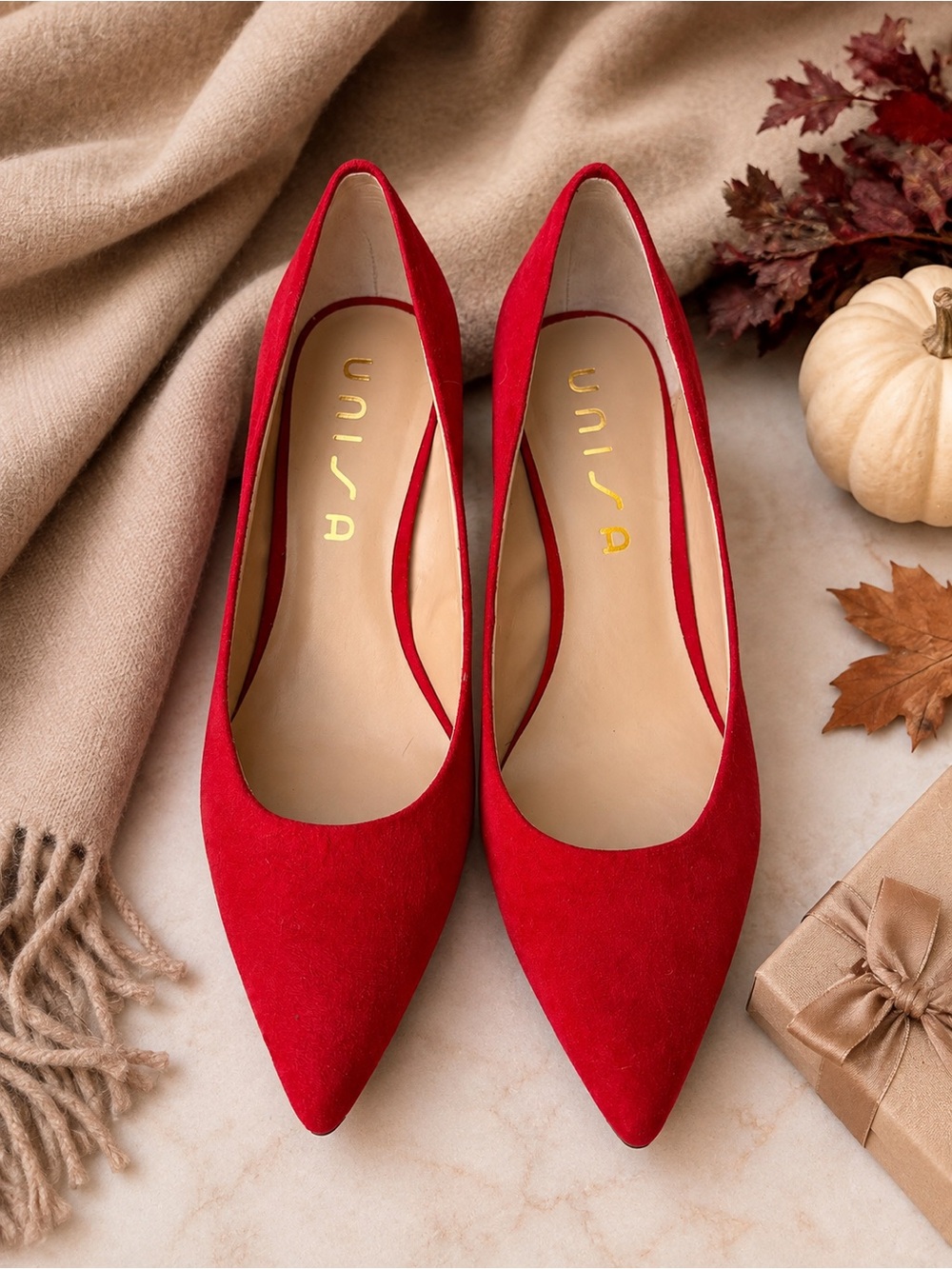 Unisa Red Suede Pointed-Toe Pumps sz 8 NWOT